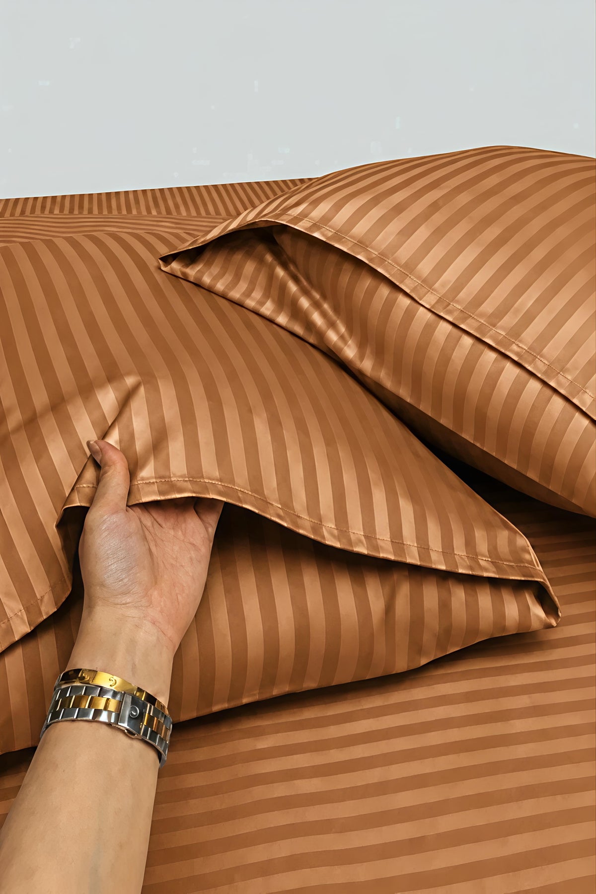 Stripe Fitted Bedsheet With 2Pillow Case (Bronze)