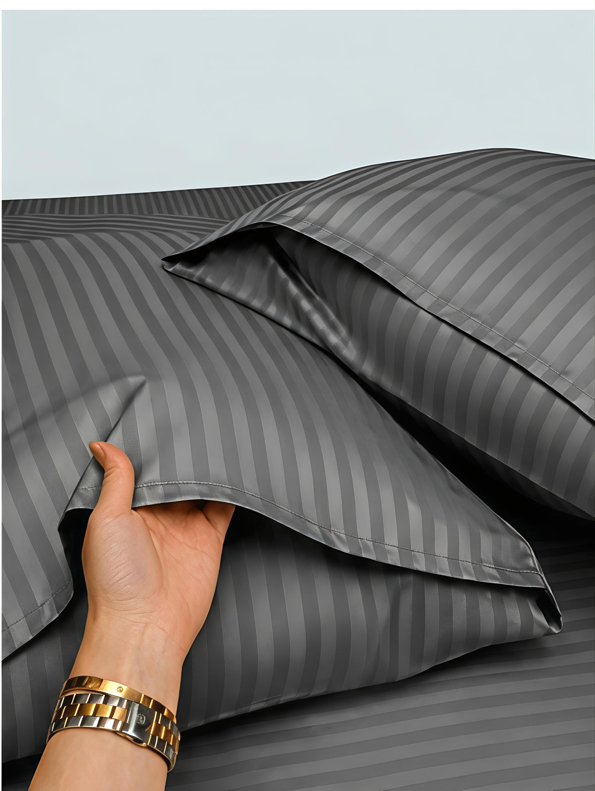 Stripe Fitted Bedsheet With 2Pillow Case (Gray)